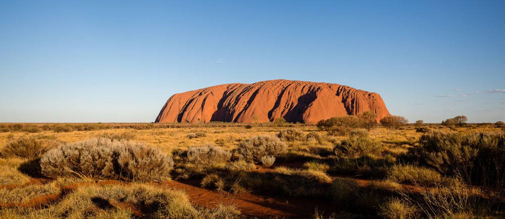 Image of the impressive sandstone monolith Uluru